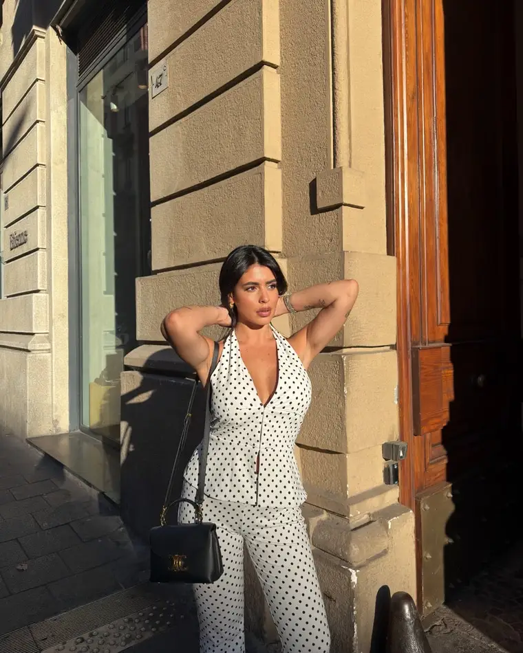 Federica Esposito, photo 1 of 2