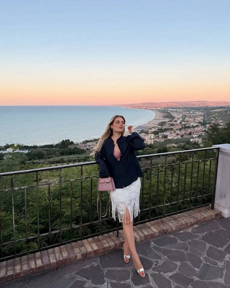 Roberta Sabatelli, photo 1 of 2